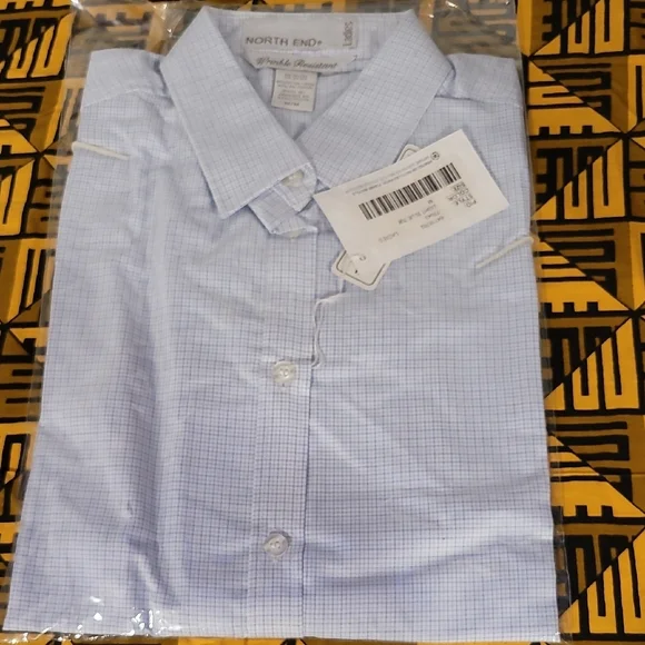 Classic Light Blue Women's Button-Down Shirt - Picture 4 of 4